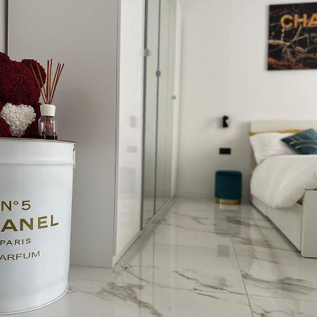 Maison Chanel Milano Eksteriør bilde